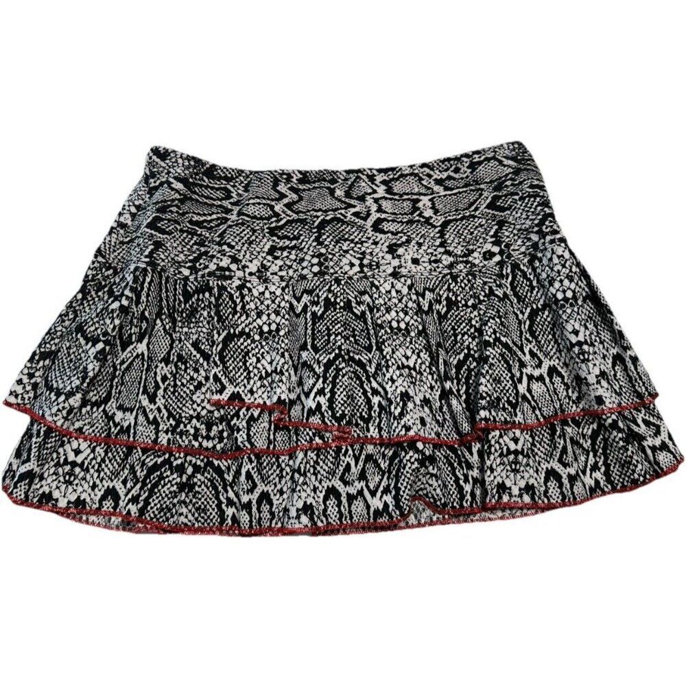 lucky in love Ladies Sz M Tennis Golf pickleball skort Stretch pull on ruffle